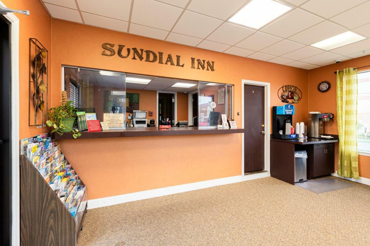 Sundial Inn Вирджиния-Бич Экстерьер фото